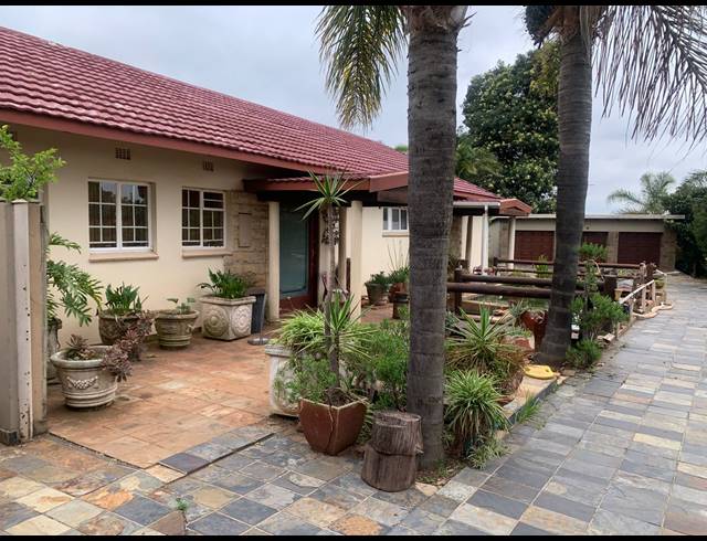 3 BEDROOM HOUSE FOR SALE IN HILLSHAVEN